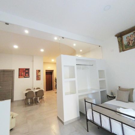 Questo Rinascimento Casa Brigitte 나폴리 외부 사진